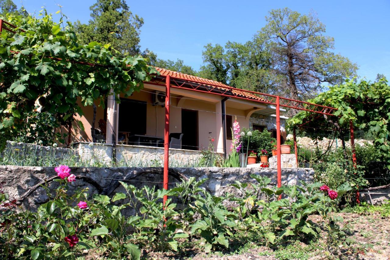 Holiday Home Gazevic Virpazar Zewnętrze zdjęcie